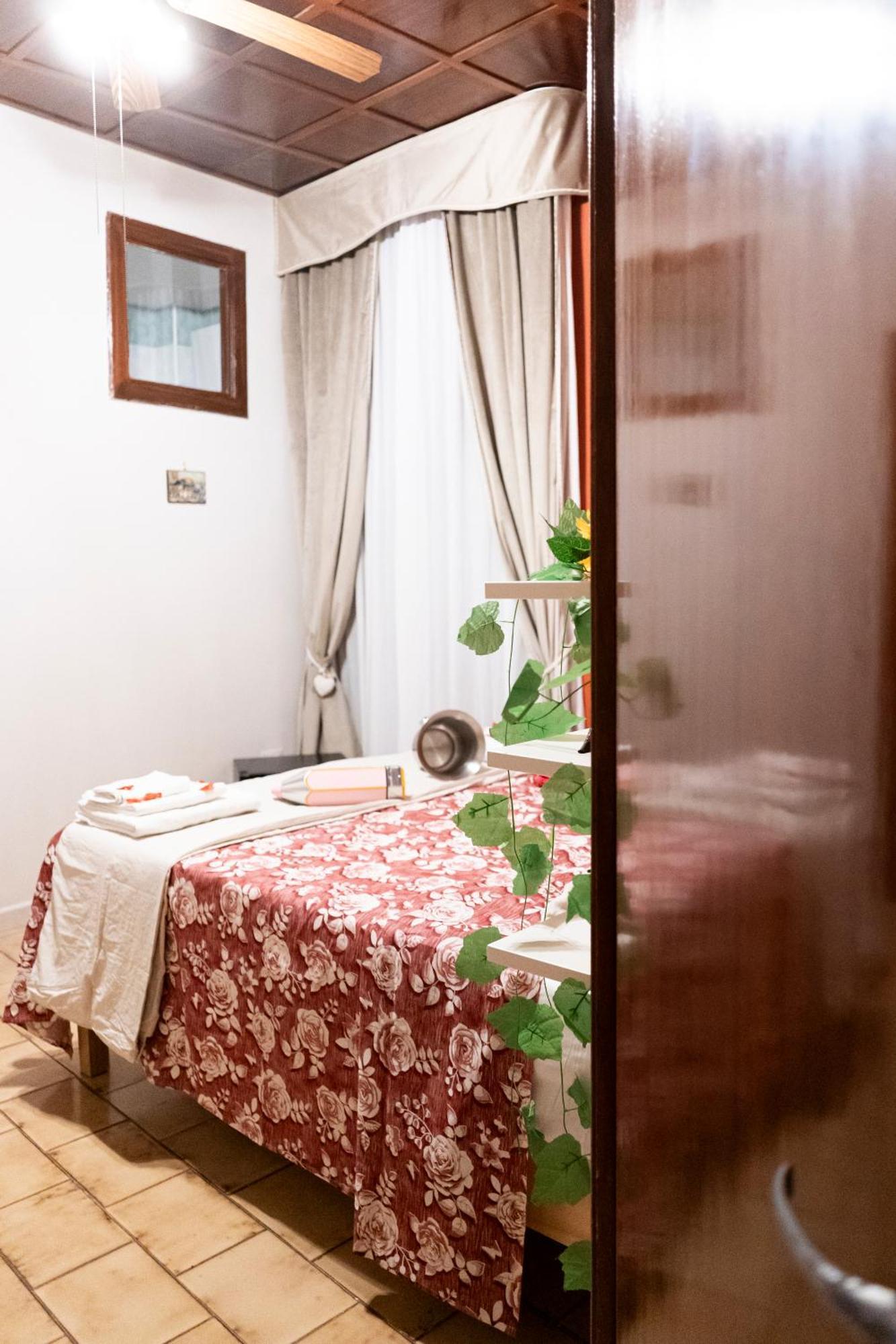 Affitta Camera Don Vittorio - Napoli Portacapuana Экстерьер фото